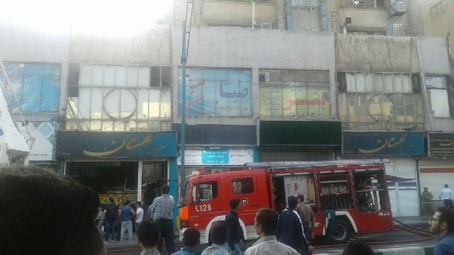 حریق گسترده در یکی دیگر از پاساژ‌های قدیمی تهران