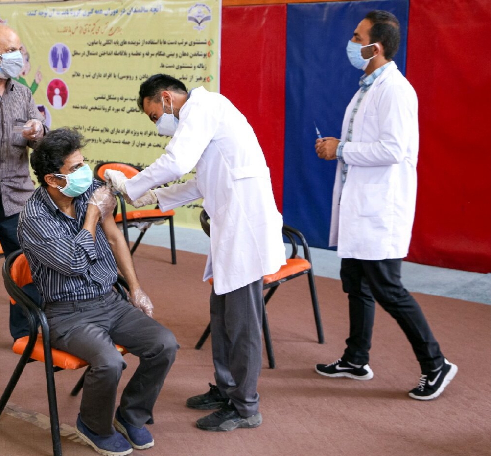 واکسن کرونا برای ۲۲ هزار و ۷۰۰ شهروند بروجردی تزریق شد