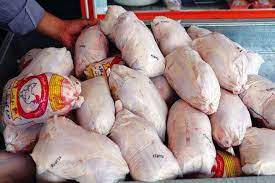 نابسامانی در توزیع مرغ به واحدهای صنفی، به سرکشی قیمت دامن می‌زند
