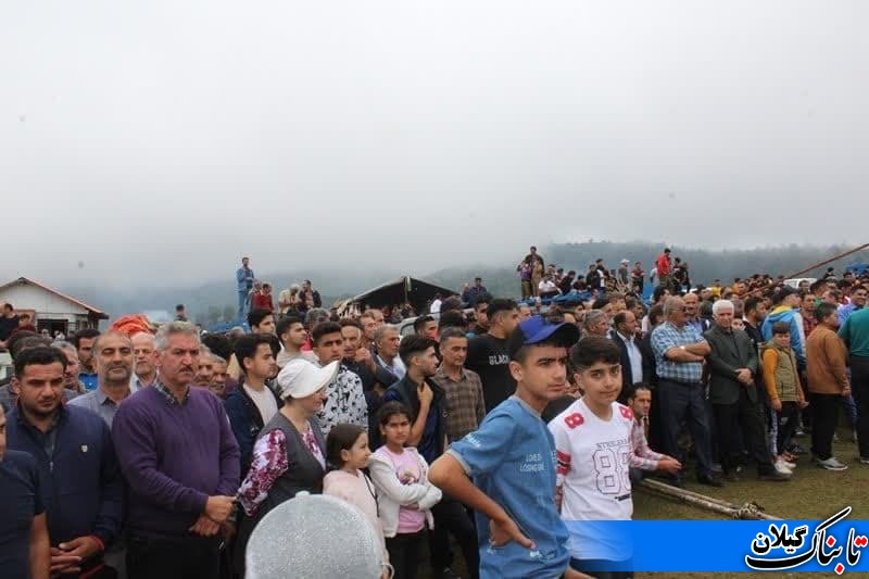 اولین جشنواره فرهنگی هنری، ورزشی و بازی های بومی و محلی  در روستای ییلاقی دشت دامن بخش پره سر شهرستان رضوانشهر برگزار شد