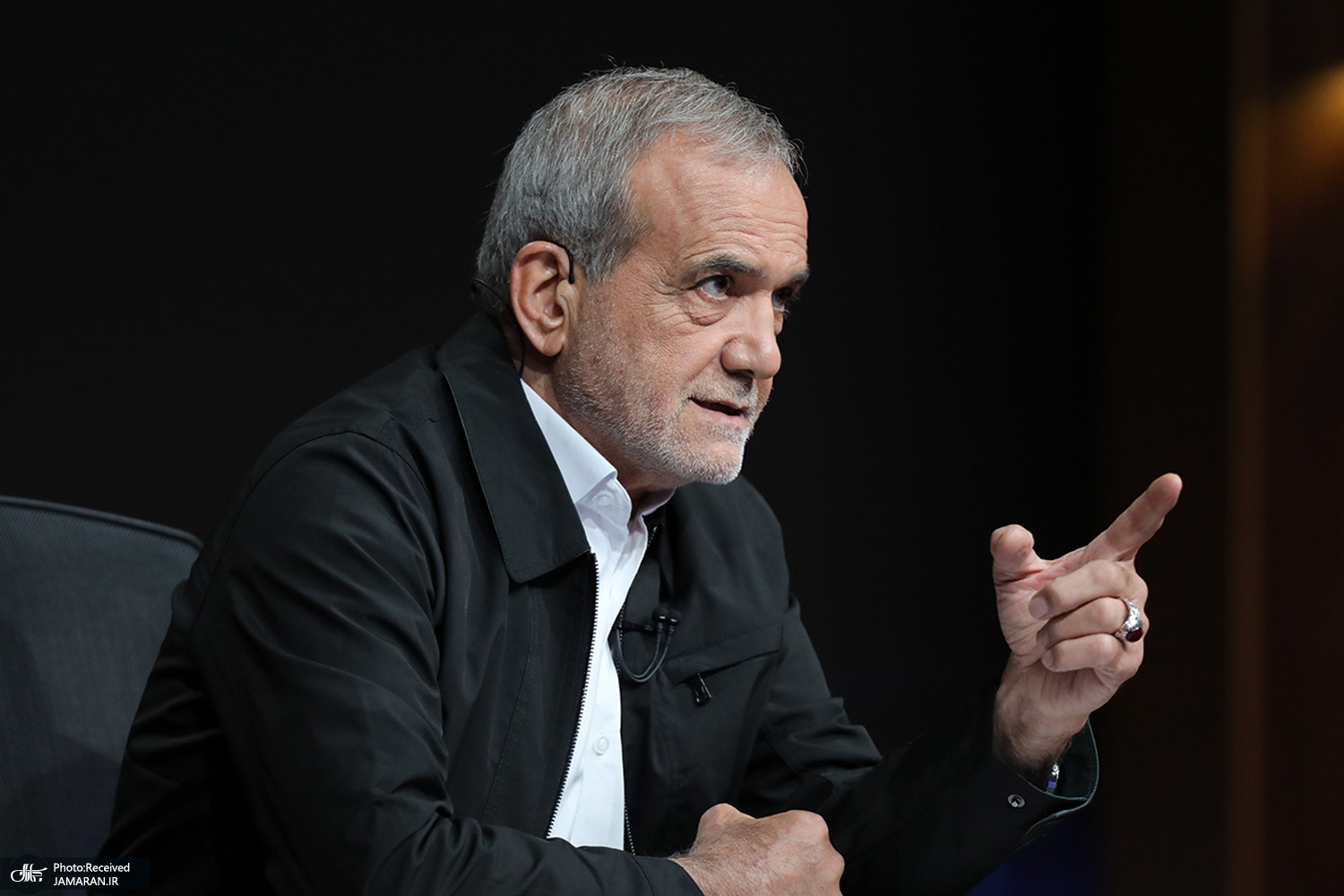 پزشکیان: اینکه عده ای تصور می کنند برتر هستند و بقیه غیرخودی، همین اوضاع کنونی می شود/با وحدت و انسجام می توانیم راه بسازیم