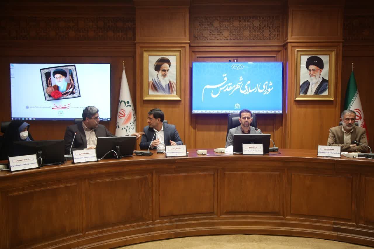 اصرار رئیس شورای شهر قم؛ مدیریت یا التماس برای رأی؟ اصرار رئیس شورای شهر قم؛ مدیریت یا التماس برای رأی؟