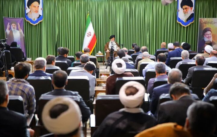 بنیان انقلاب اسلامی براساس مبارزه شکل گرفته است/مسئولیت داشتن &laquo;افراد&raquo; قدرت مطالبه&zwnj;گری و پاسخگویی ایجاد می&zwnj;کند