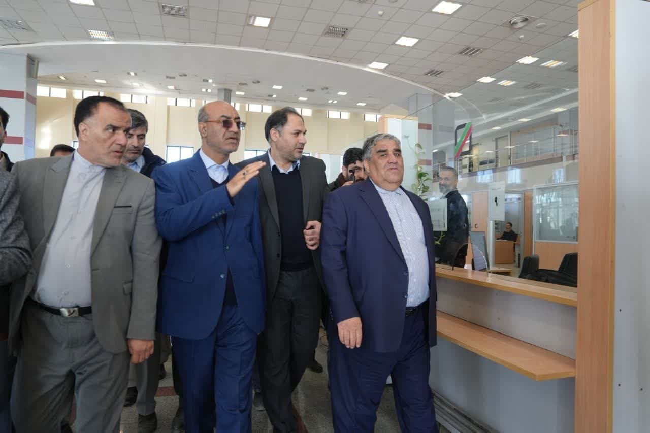 زیرساخت&zwnj;ها مناسب و در شان مرز پرویزخان نیست/پرویزخان یک مرز تجاری رسمی و از بزرگترین مرز&zwnj;های کشور است