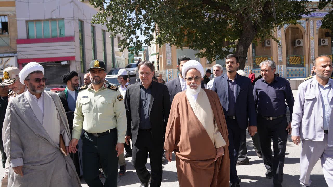 ۳۵۰ سری جهیزیه به نوعروسان کرمانشاهی اهدا شد/ حمایت از هزار خانواده با اولویت ازدواج و تحصیل