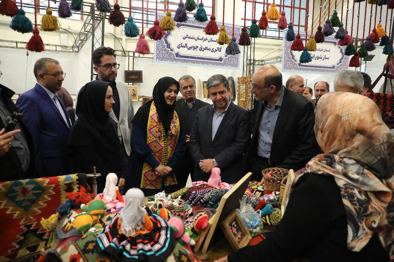 فراهم کردن زمینه برای عرضه تولیدات صنایع&zwnj;دستی در اولویت است