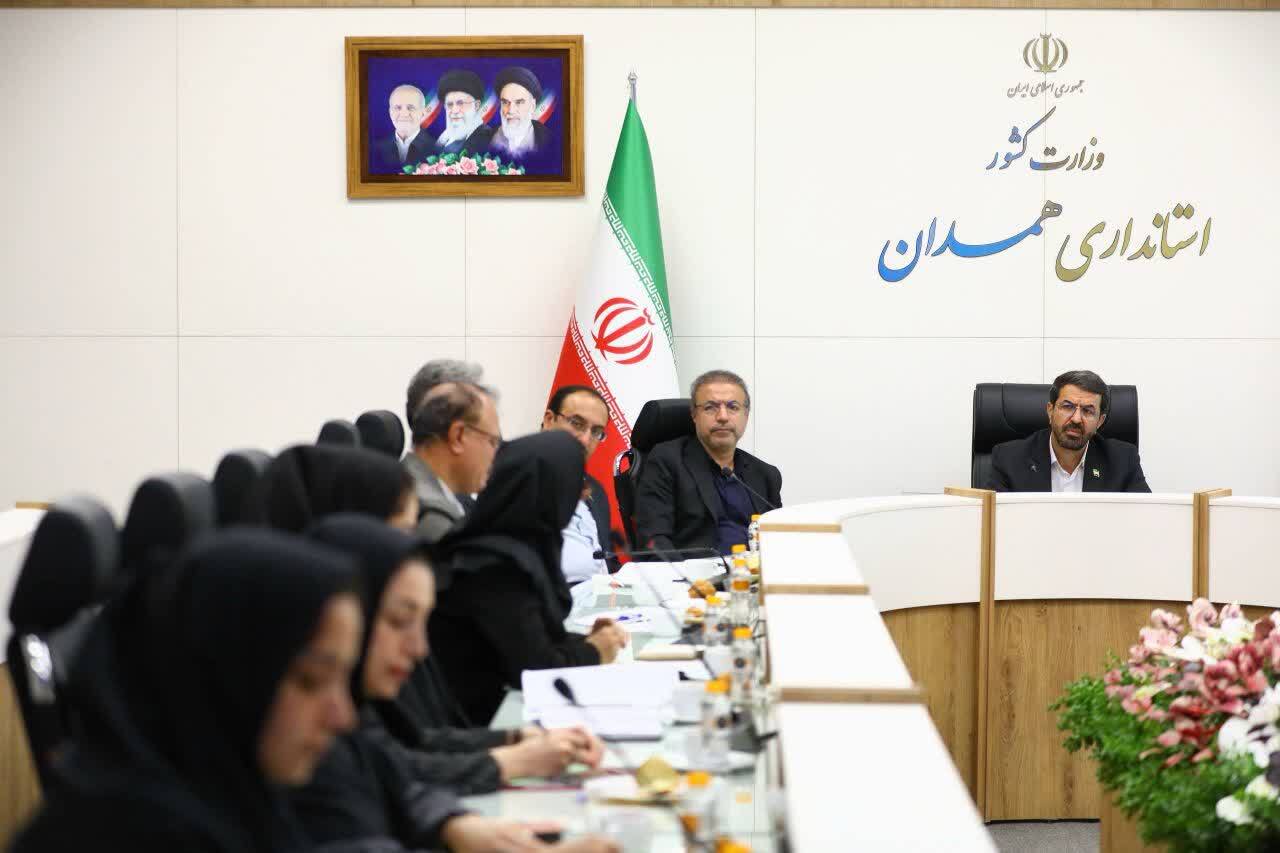 حل مشکلات اجتماعی و فرهنگی با تصمیمات دستوری ممکن نیست؛ مردم باید محور حکمرانی باشند