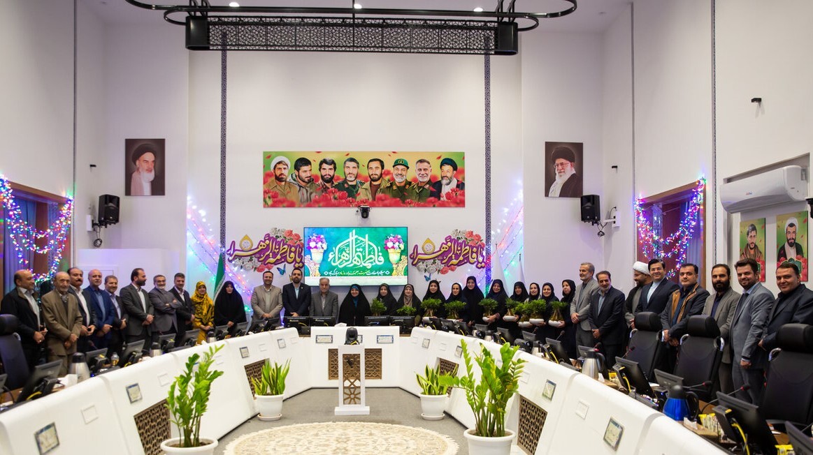 روایتهای غلط، زایندهرود را خشکتر میکند/ نباید مردم را گمراه کرد روایتهای غلط، زایندهرود را خشکتر میکند/ نباید مردم را گمراه کرد