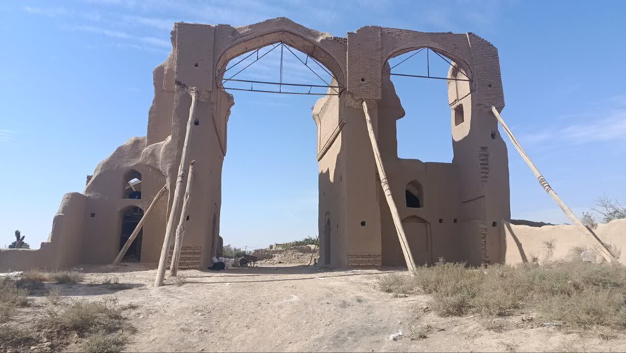 زاوقان دوباره قد میکشد؛ آغاز فصل تازه احیای یکی از کهنترین مساجد سمنان زاوقان دوباره قد میکشد؛ آغاز فصل تازه احیای یکی از کهنترین مساجد سمنان